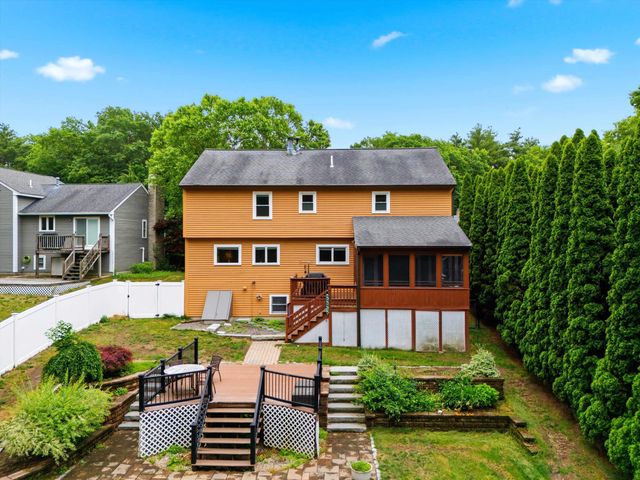 11 Hammar Road, Nashua, NH 03062