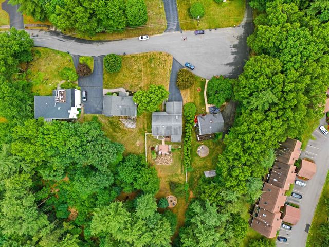 11 Hammar Road, Nashua, NH 03062