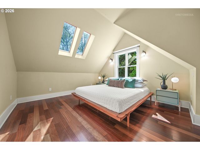 2304 17TH Ave, Forest Grove, OR 97116