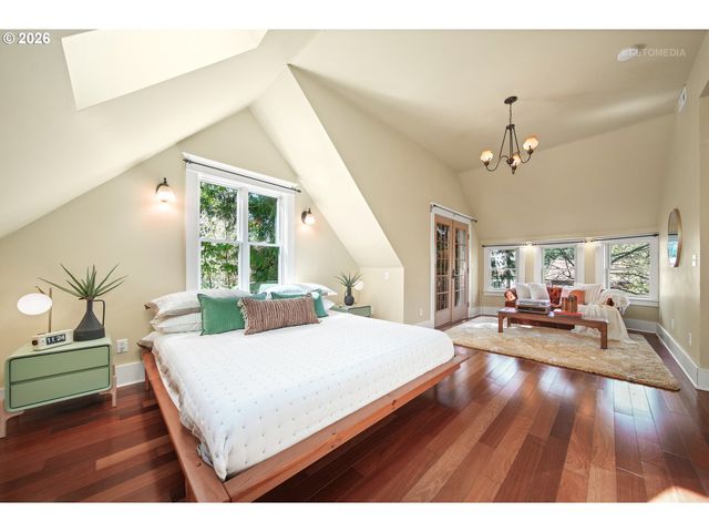 2304 17TH Ave, Forest Grove, OR 97116