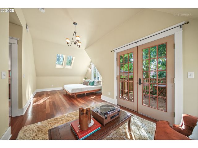 2304 17TH Ave, Forest Grove, OR 97116