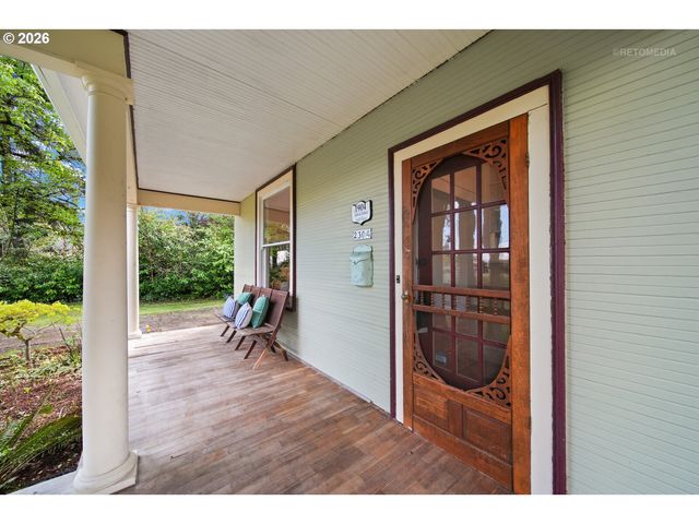 2304 17TH Ave, Forest Grove, OR 97116