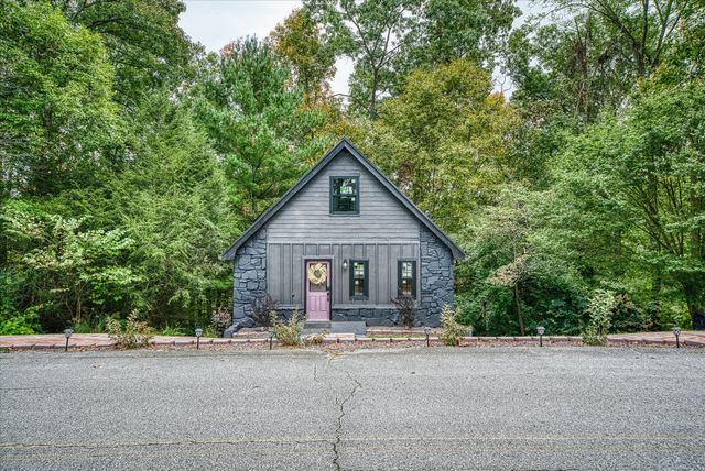 37 River Ln, Crossville, TN 38555