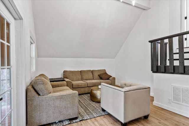 37 River Ln, Crossville, TN 38555