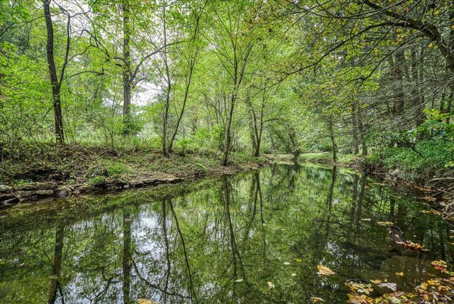 37 River Ln, Crossville, TN 38555