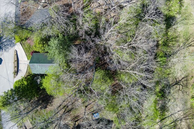 37 River Ln, Crossville, TN 38555