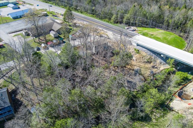 37 River Ln, Crossville, TN 38555