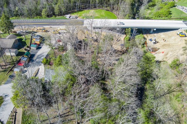 37 River Ln, Crossville, TN 38555