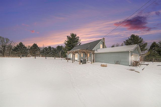 10955 Sooten Road, Manchester, MI 48158