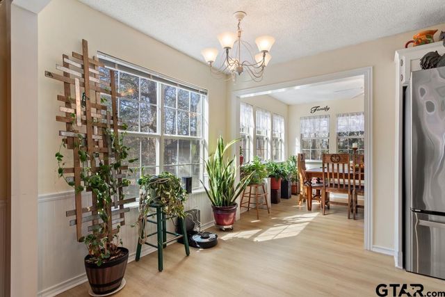 435 Wildwood Trl, Holly Lake Ranch, TX 75765