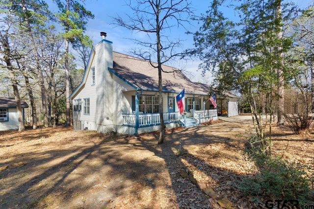 435 Wildwood Trl, Holly Lake Ranch, TX 75765