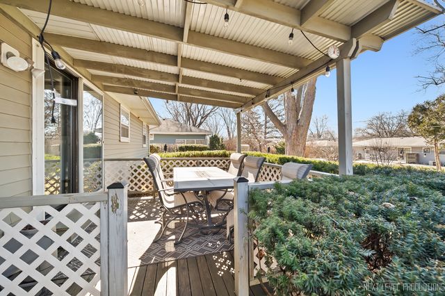 906 Carol Avenue, Elgin, IL 60123