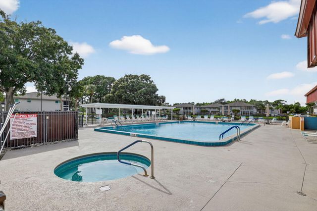 23 Lake Vista Trail 204, Port St Lucie, FL 34952