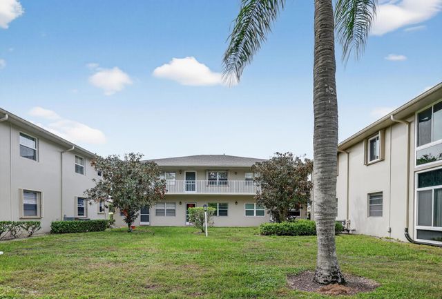 23 Lake Vista Trail 204, Port St Lucie, FL 34952