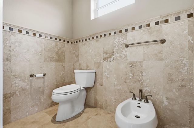 33 N RIVERWALK DRIVE, Palm Coast, FL 32137