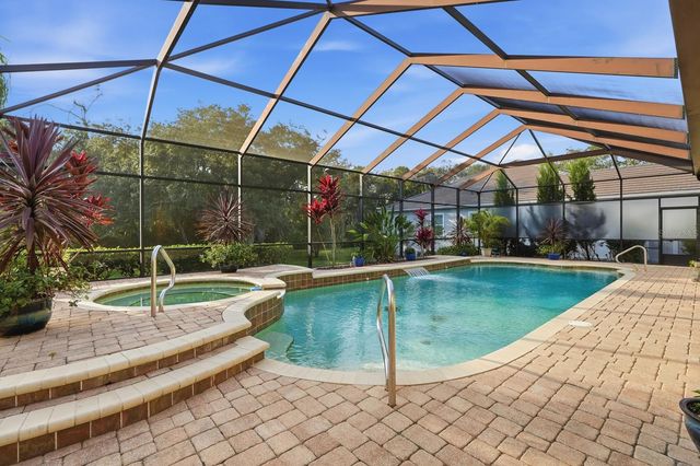 33 N RIVERWALK DRIVE, Palm Coast, FL 32137