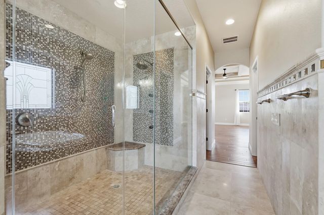 33 N RIVERWALK DRIVE, Palm Coast, FL 32137