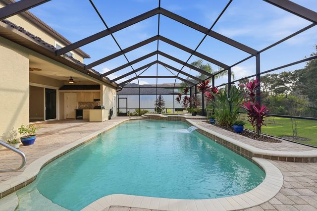 33 N RIVERWALK DRIVE, Palm Coast, FL 32137