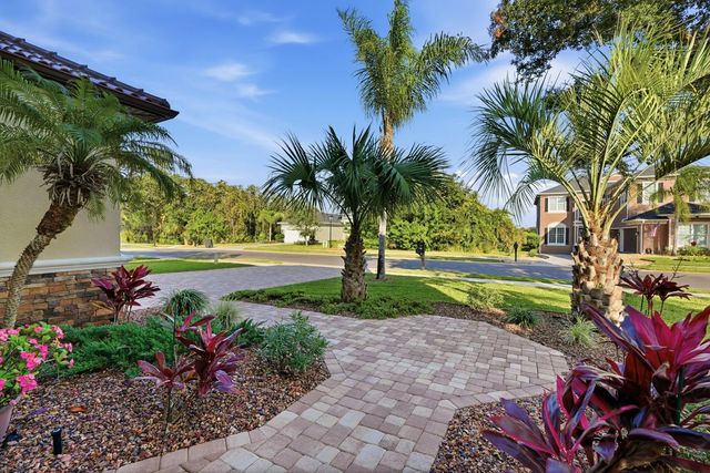 33 N RIVERWALK DRIVE, Palm Coast, FL 32137