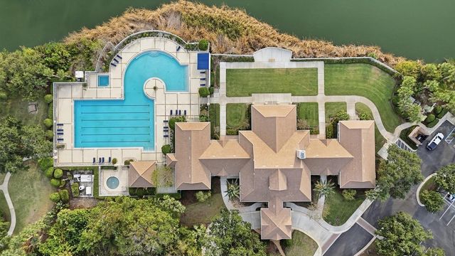 33 N RIVERWALK DRIVE, Palm Coast, FL 32137