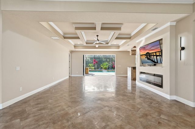 33 N RIVERWALK DRIVE, Palm Coast, FL 32137