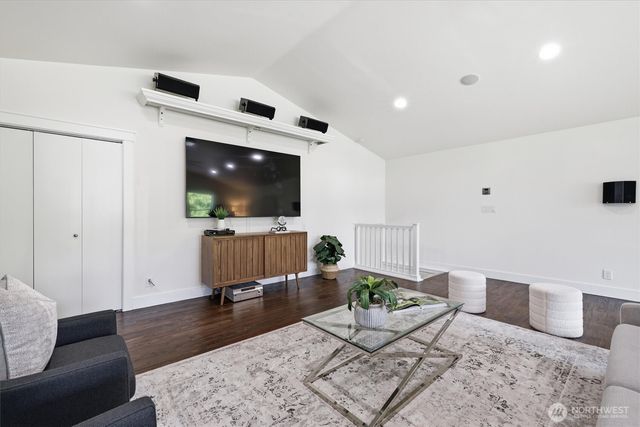 9539 172nd Avenue NE, Redmond, WA 98052