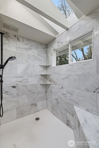 9539 172nd Avenue NE, Redmond, WA 98052