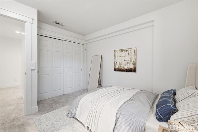 9539 172nd Avenue NE, Redmond, WA 98052