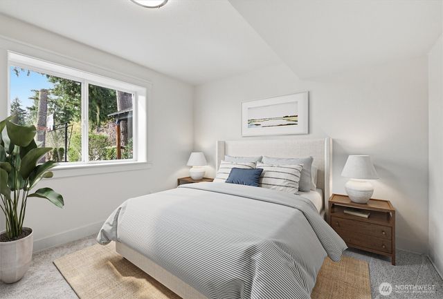 9539 172nd Avenue NE, Redmond, WA 98052