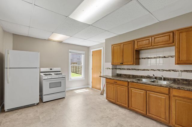 454 Sherburne Avenue, Saint Paul, MN 55103