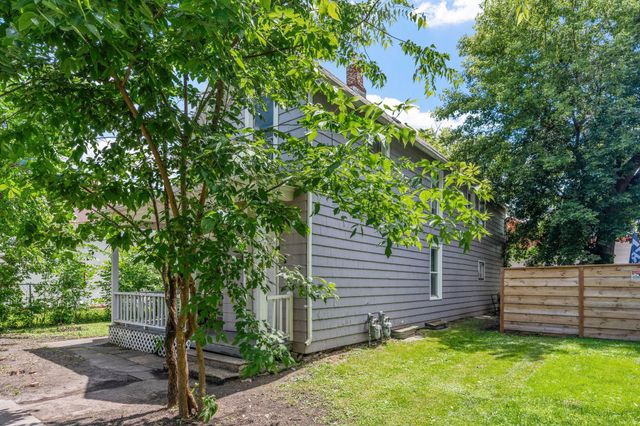 454 Sherburne Avenue, Saint Paul, MN 55103