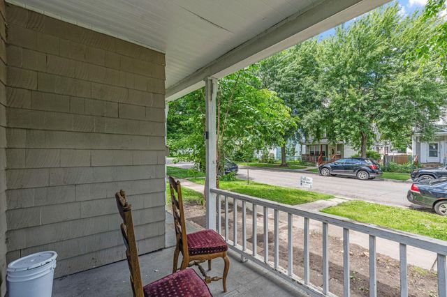 454 Sherburne Avenue, Saint Paul, MN 55103