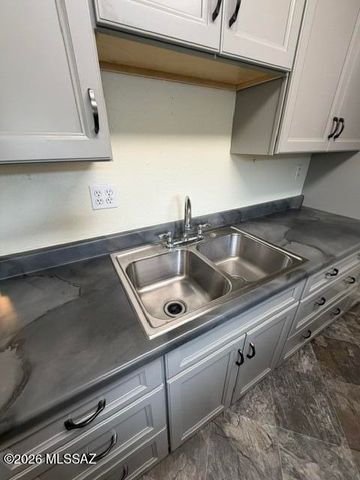 1776 S Palo Verde Avenue B211, Tucson, AZ 85713