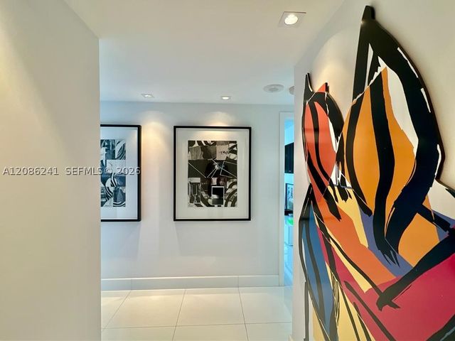 177 Ocean Lane Dr 405, Key Biscayne, FL 33149