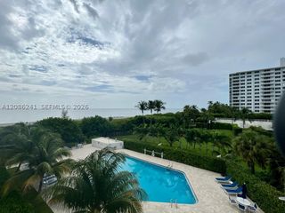 177 Ocean Lane Dr 405, Key Biscayne, FL 33149