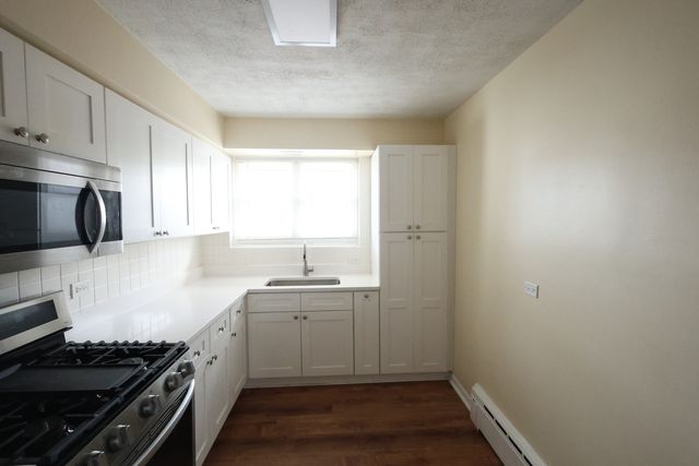 3151 N Melvina Avenue 2A, Chicago, IL 60634