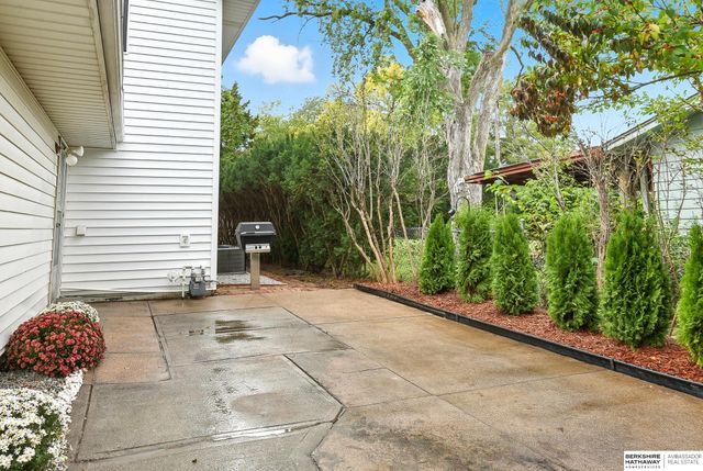 1101 Potter Road, Bellevue, NE 68005