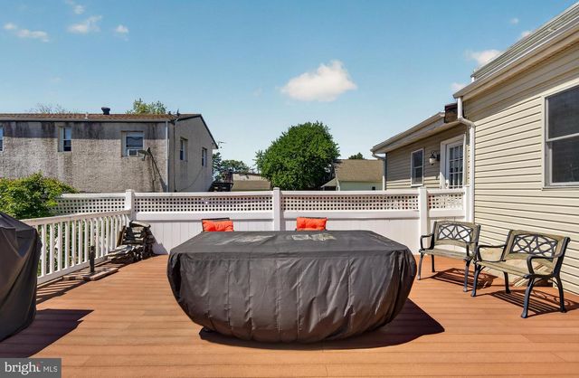 210 MARKET ST, Marcus Hook, PA 19061