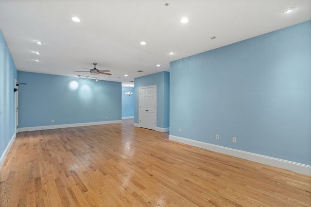 87 Franklin St 306, Quincy, MA 02169