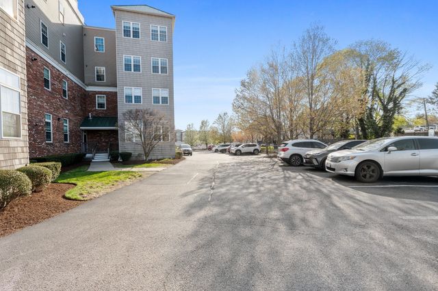 87 Franklin St 306, Quincy, MA 02169