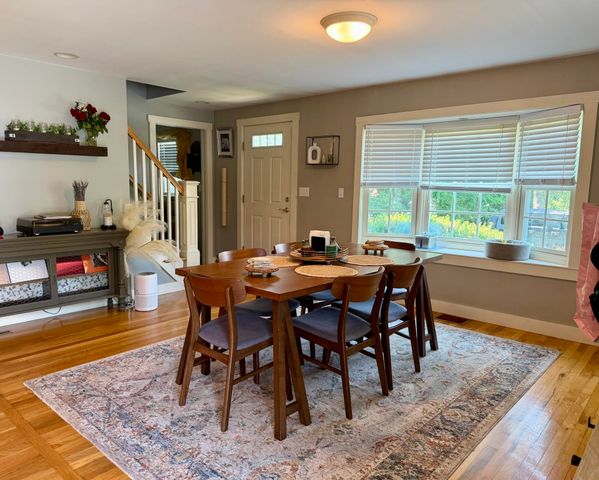 10 Ruth Lane, Hampton, NH 03842