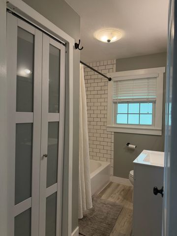 10 Ruth Lane, Hampton, NH 03842