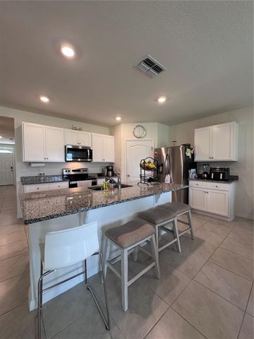 641 GRIFFON AVENUE, Lake Alfred, FL 33850