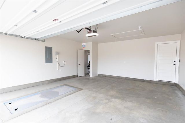 8712 Kate Crossing, Yukon, OK 73099