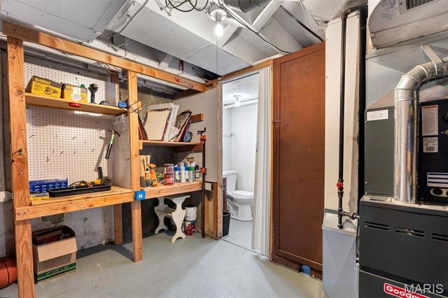 2411 Telegraph Road, Lemay, MO 63125