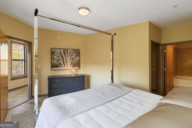 898 Oak Street SW 1412, Atlanta, GA 30310