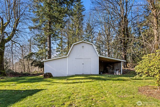 23829 SE 208th St, Maple Valley, WA 98038