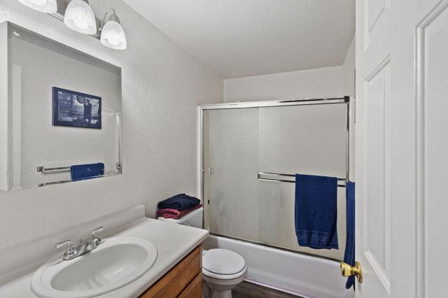 1460 SW Kokanee Lane, Grants Pass, OR 97527