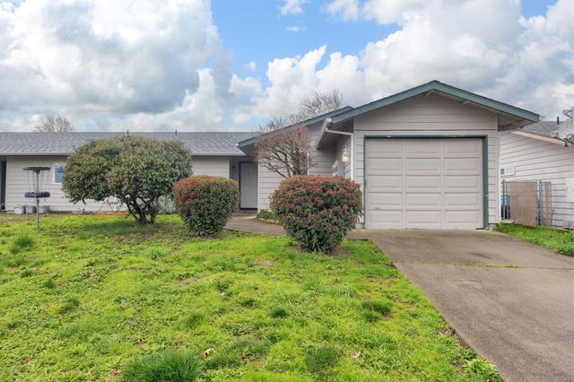 1460 SW Kokanee Lane, Grants Pass, OR 97527