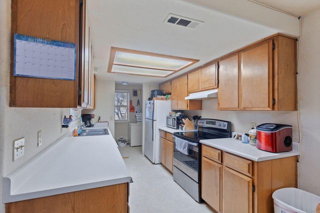 1460 SW Kokanee Lane, Grants Pass, OR 97527